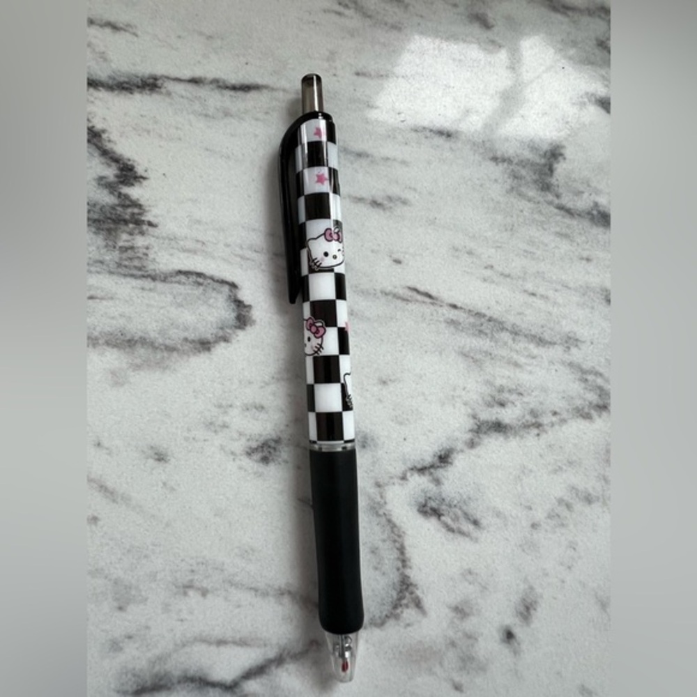 HELLO KITTY checkered click pen
